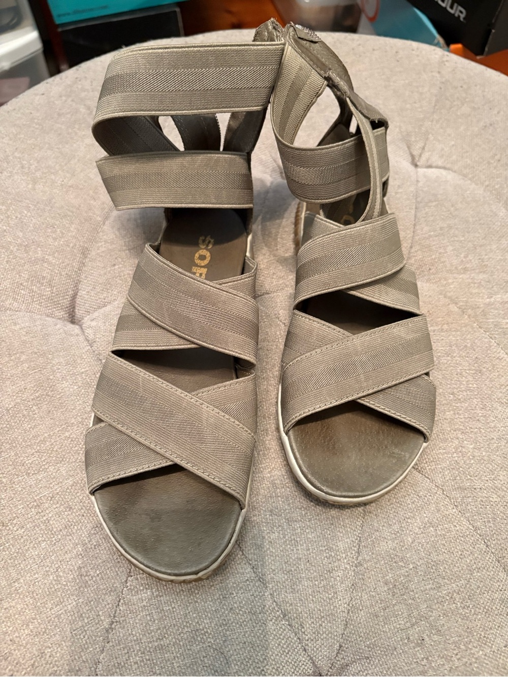 Sorel Olive-Taupe Strappy Elastic Gladiator Sandals